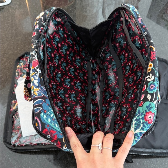 Vera Bradley cosmetic bag - Picture 7 of 7